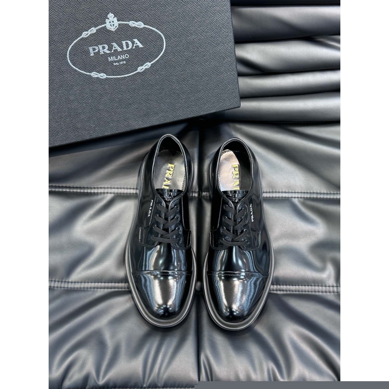 Pra*a leather shoes